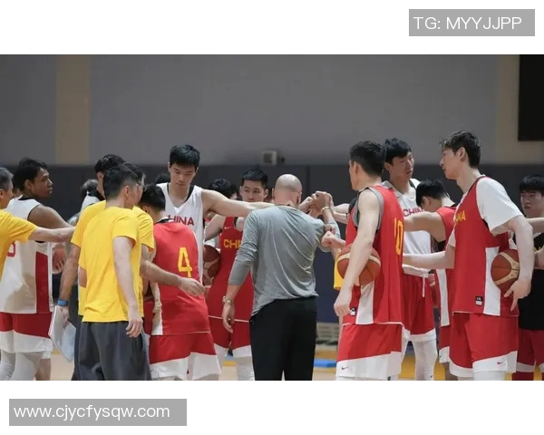 CBA焦点对决北京队迎战四川队争夺季后赛名额的关键战役